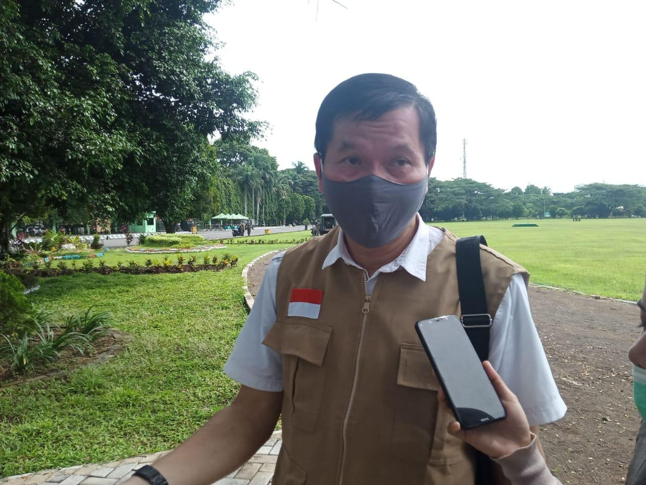 Kepala Dinas Kesehatan Kota Malang, dr Husnul Mu'arif saat berada di Lapangan Rampal, Kota Malang (Foto: Lalu Theo/ngopibareng.id)