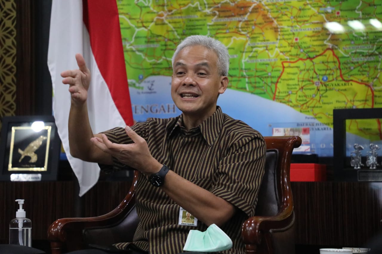 Ganjar Pranowo Gubernur Jawa Tengah meminta vaksinasi untuk lansia dipercepat lagi capaiannya. (Foto: Istimewa)