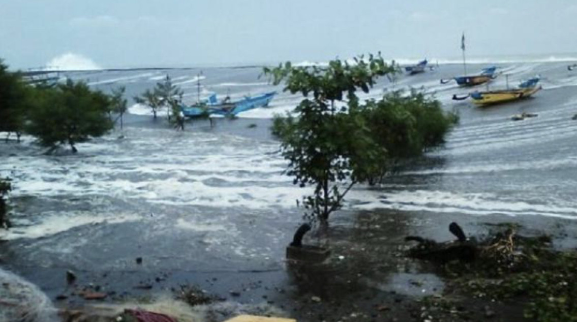 Banjir rob (Foto: Ilustrasi)