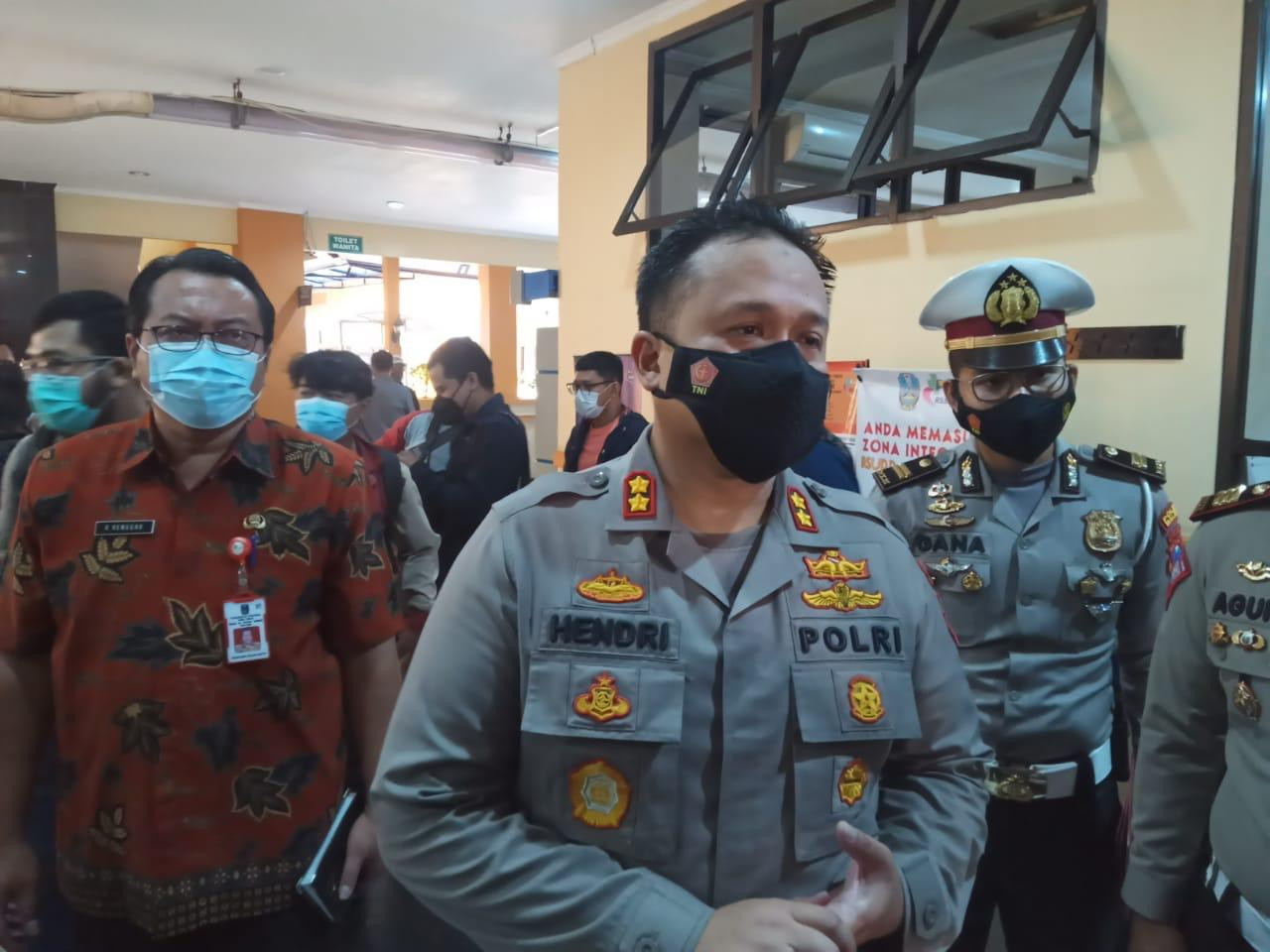 Kapolres Malang, AKBP Hendri Umar saat ditemui di RSSA Kota Malang (Foto: Lalu Theo/ngopibareng.id)