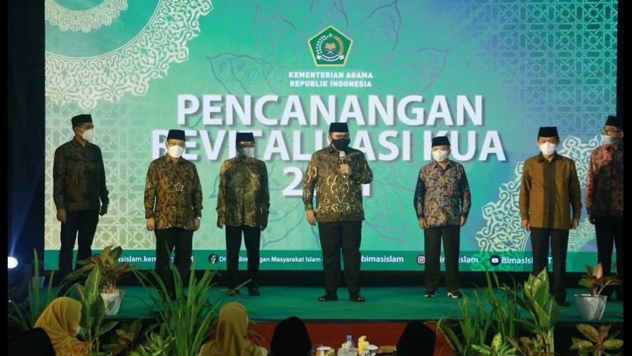 Pencanangan Revitalisasi KUA oleh Menag Yaqut di KUA Banjarnegara, Jawa Barat. (Foto: kemenag)