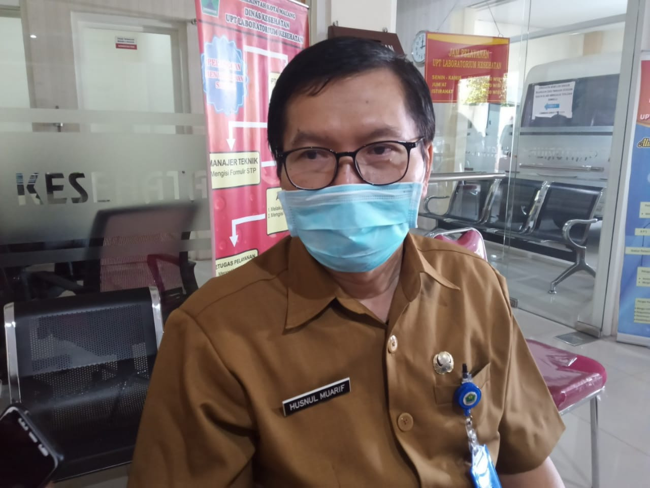 Kepala Dinkes Kota Malang, dr Husnul Mu'arif saat ditemui di Labkesda Kota Malang (Foto: Lalu Theo/ngopibareng.id)