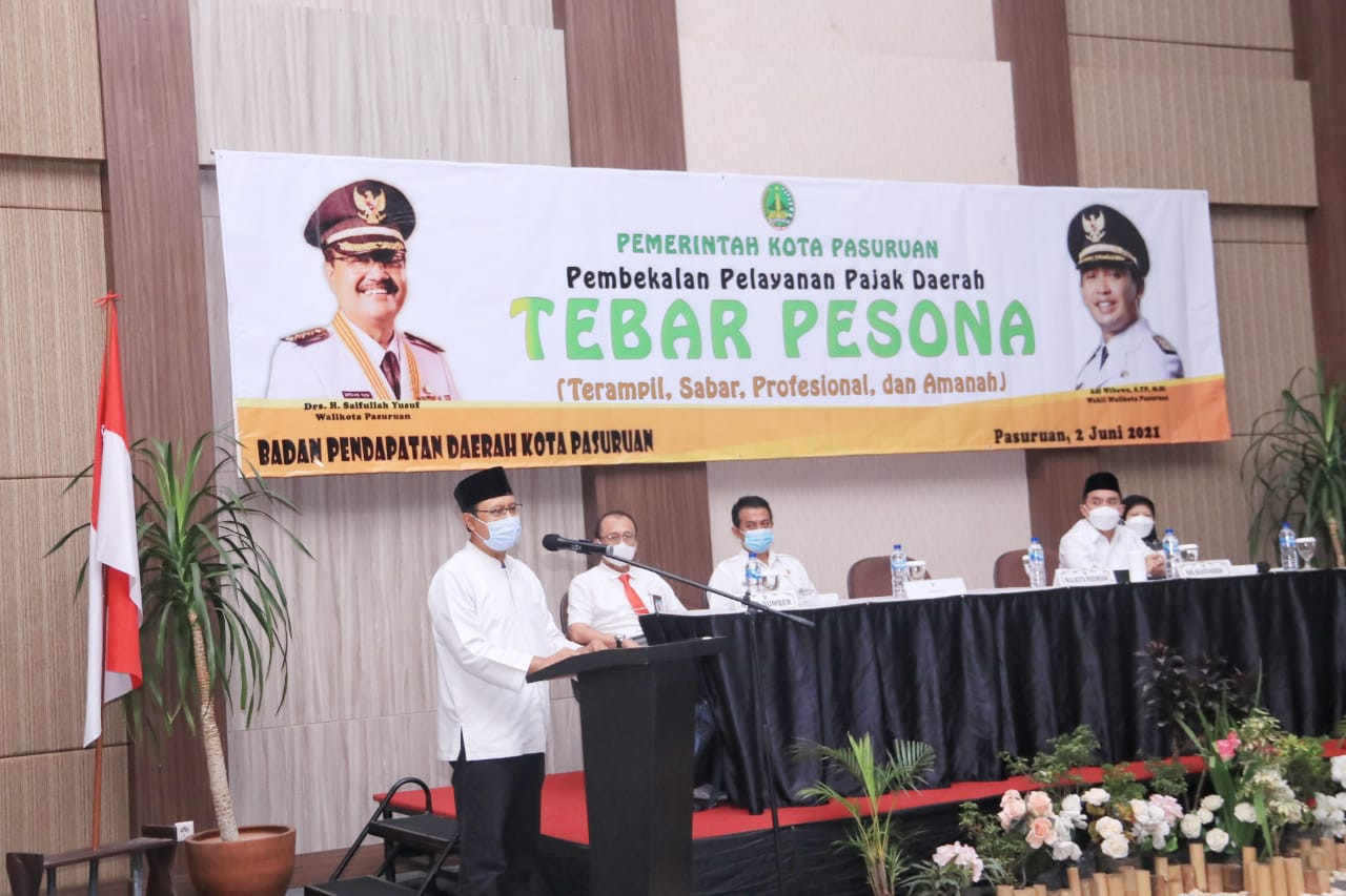 Walikota Pasuruan Saifullah Yusuf (Gus Ipul) memberikan pembekalan pelayanan pajak daerah kepada semua pegawai Bapenda Kota Pasuruan, Rabu 2 Juni 2021 pagi. (Foto: Istimewa)