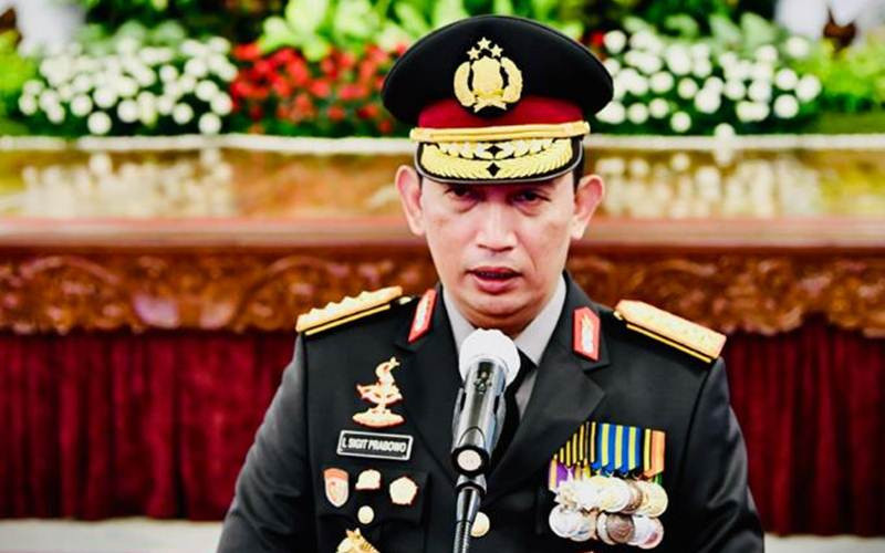 Kapolri Jenderal Listyo Sigit Prabowo melakukan mutasi terhadap sejumlah Kapolres. (Foto: Istimewa)