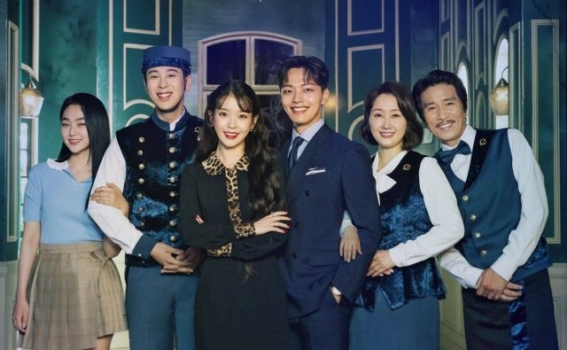 Para pemain drama Korea Selatan (drakor) Hotel Del Luna. (Foto: tvN)