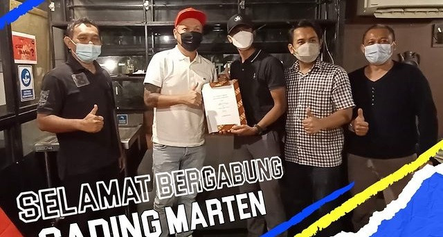 Selebritas Indonesia, Gading Marten, resmi mengakuisisi Persikota Tangerang pada Jumat 4 Juni 2021. (Foto: Instagram/@persikotafc1994)