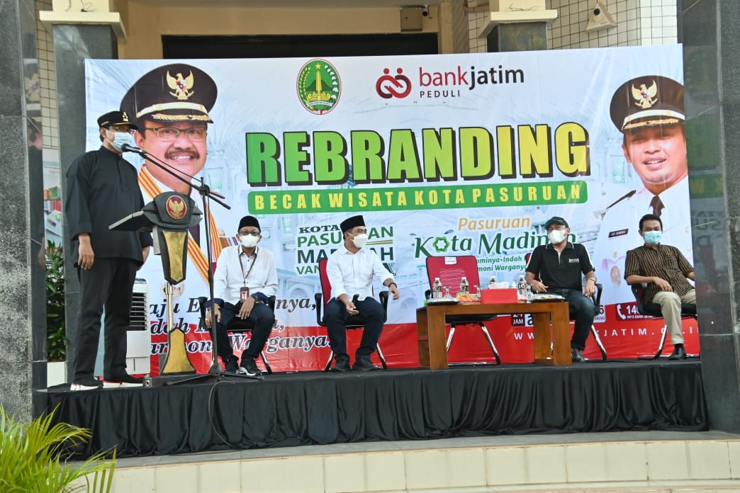 Walikota Pasuruan Saifullah Yusuf (Gus Ipul) merebranding ulang becak wisata yang ada di Kota Pasuruan. (Foto:Istimewa)