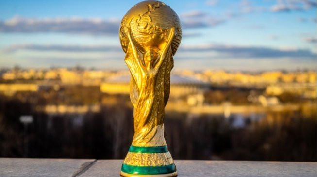 Trofi Piala Dunia. (Foto: Shutterstock)