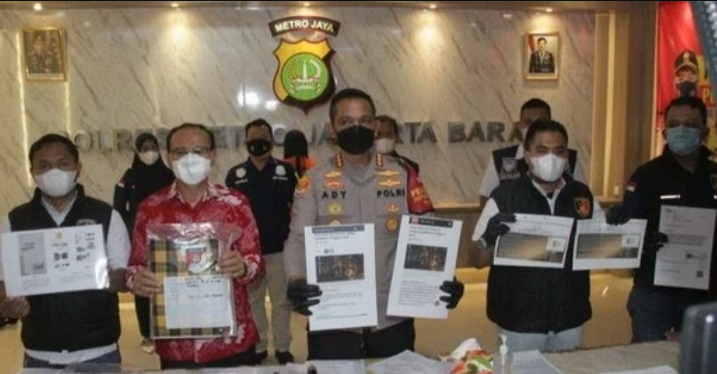 Polres Metro Jakarta Barat merilis kasus investasi bodong Lucky Star. (Foto: Istimewa)