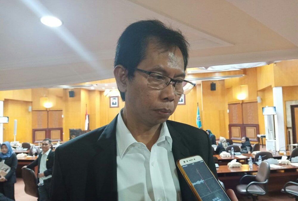 Ketua DPRD Kota Surabaya Adi Sutarwijono terpapar Covid-19. (Foto: Dok. Ngopibareng.id)