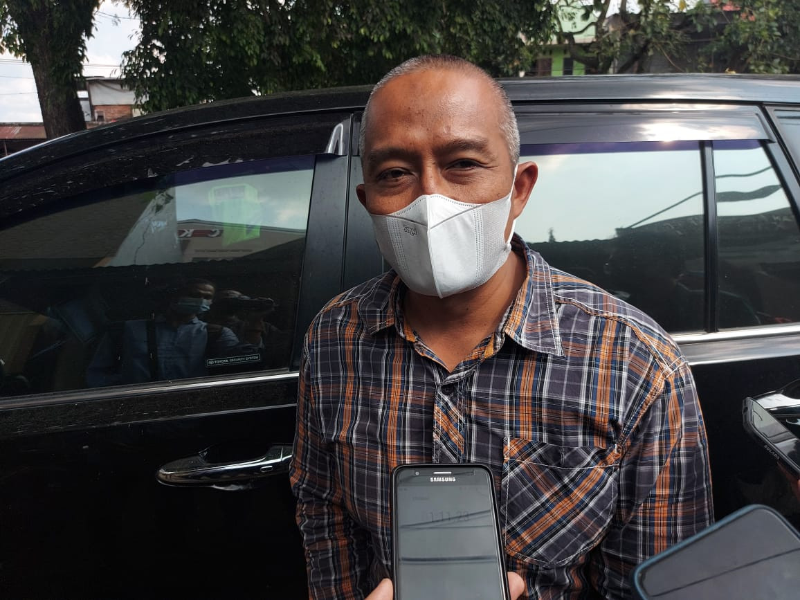 Kepala Disnaker-PMPTSP Kota Malang, Erik Setyo Santoso usai mengunjungi BLK Central Karya Semesta (Foto: Lalu Theo/ngopibareng.id)