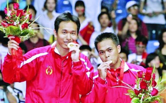 Pasangan Markis Kido/Hendra Setiawan meraih medali emas untuk Indonesia di Olimpiade Beijing 2008. (Foto: Istimewa)