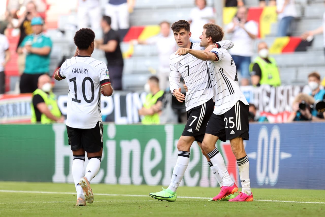 Pemain Jerman, Havertz saat mencetak gol ke gawang Portugal. (Twitter: @euro2020)
