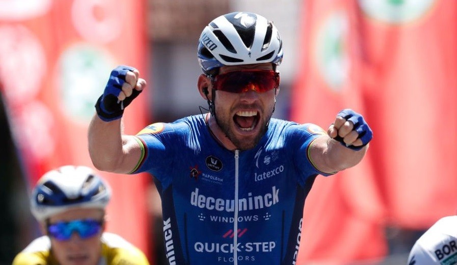 Mark Cavendish memperkuat tim Deceuninck-Quickstep di balapan Tour de France tahun ini. (Foto: Istimewa)