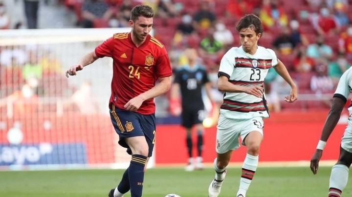 Timnas Spanyol saat pertandingan melawan Timnas Portugal beberapa waktu lalu (Instagram: @sefutbol)