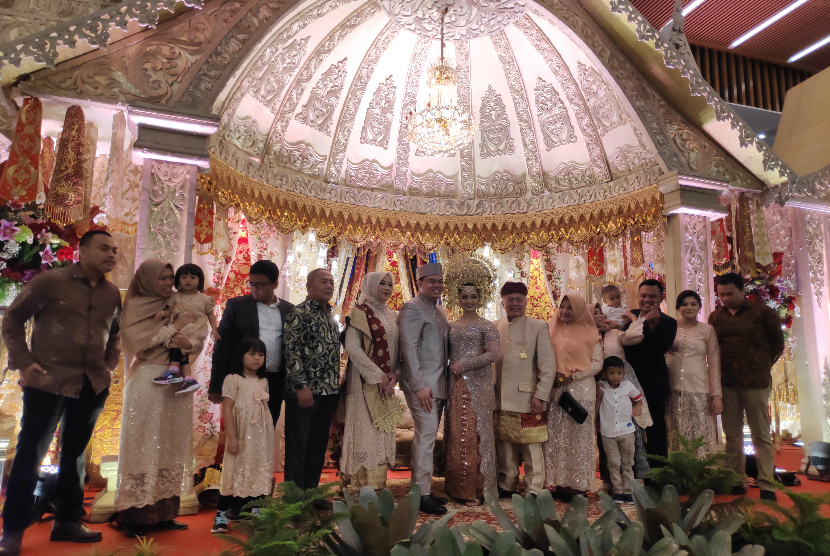 Pesta pernikahan diadakan di suatu ruang di lingkungan masjid pun dilarang. (Foto: Istimewa)