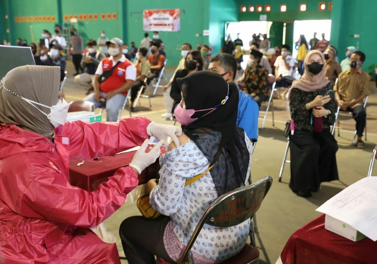 Kabupaten Pasuruan mendorong vaksinasi Covid-19 di sejumlah pasar tradisional. (foto: ilustrasi vaksinasi)