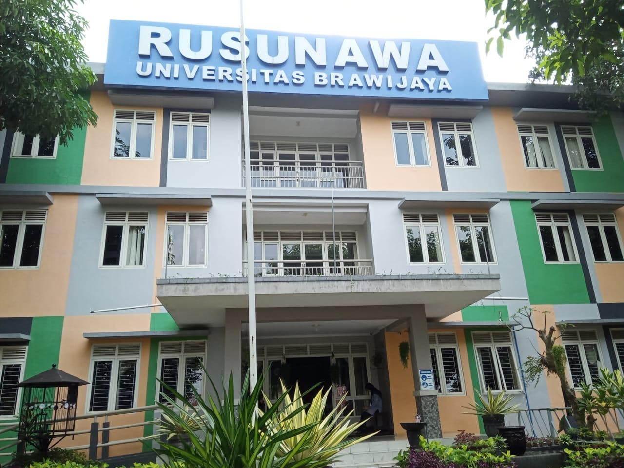 Rusunawa Universitas Brawijaya yang akan dijadikan rumah karantina Covid-19 di Kota Malang (Foto: Lalu Theo/ngopibareng.id)