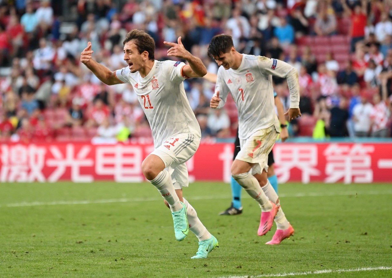 Oyarzabal dan Morata menjadi penentu kemenangan Spanyol vs Kroasia di babak perpanjangan waktu. (Foto: AP)