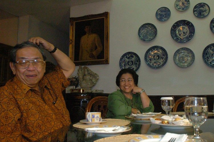 Gus Dur dan Megawati di meja makan, kenangan berlalu. (Foto: Gusdurian)
