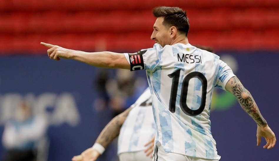 Lionel Messi menunjukkan kematangan dan kedewasaannya sebagai seorang kapten dan tulang punggung Timnas Argentina di Copa America 2021 kali ini. (Foto: Twitter/@CopaAmerica)