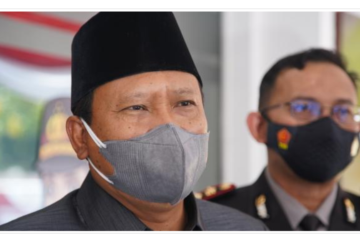Bupati Pasuruan Irsyad Yusuf mengeluarkan surat edaran baru mengikuti revisi PPKM Darurat yang dilakukan pemerintah pusat, dengan melarang resepsi pernikahan. (Foto: pasuruankab)