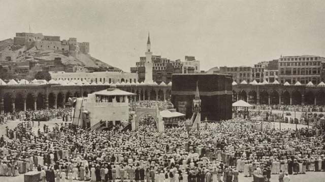 Ilustrasi tulisan Haji Yang Tertunda Bersama Nabi (2), Ka'bah di Masjidil Haram pada tahun 1887. (Foto:istimewa)