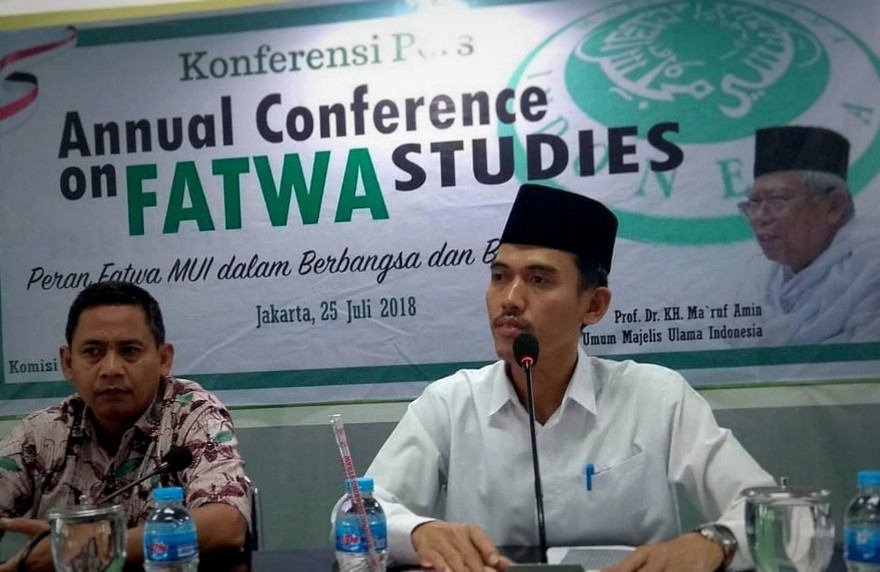 Ketua MUI Bidang Fatwa, KH Asrorun Niam Sholeh, menjelaskan tentang Annual Conference on Fatwa Studies atau Konferensi Fatwa MUI yang digelar hari ini, Senin 26 Juli 2021. (Foto: mui)