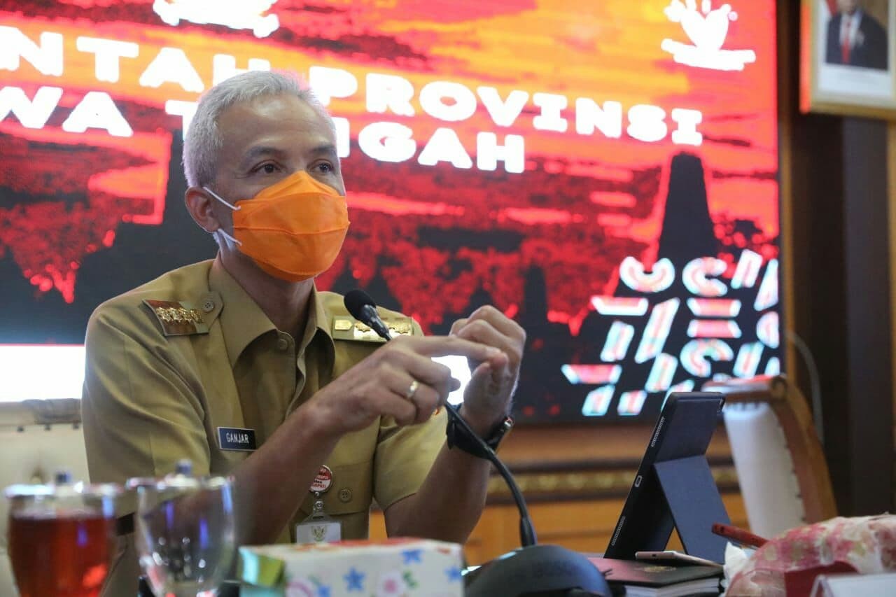 Gubernur Jawa Tengah Ganjar Pranowo meminta agar jumlah testing orang terdekat dari pasien Covid-19 terus ditingkatkan, meski angka yang ada telah melampaui standar WHO. (Foto: Ist)