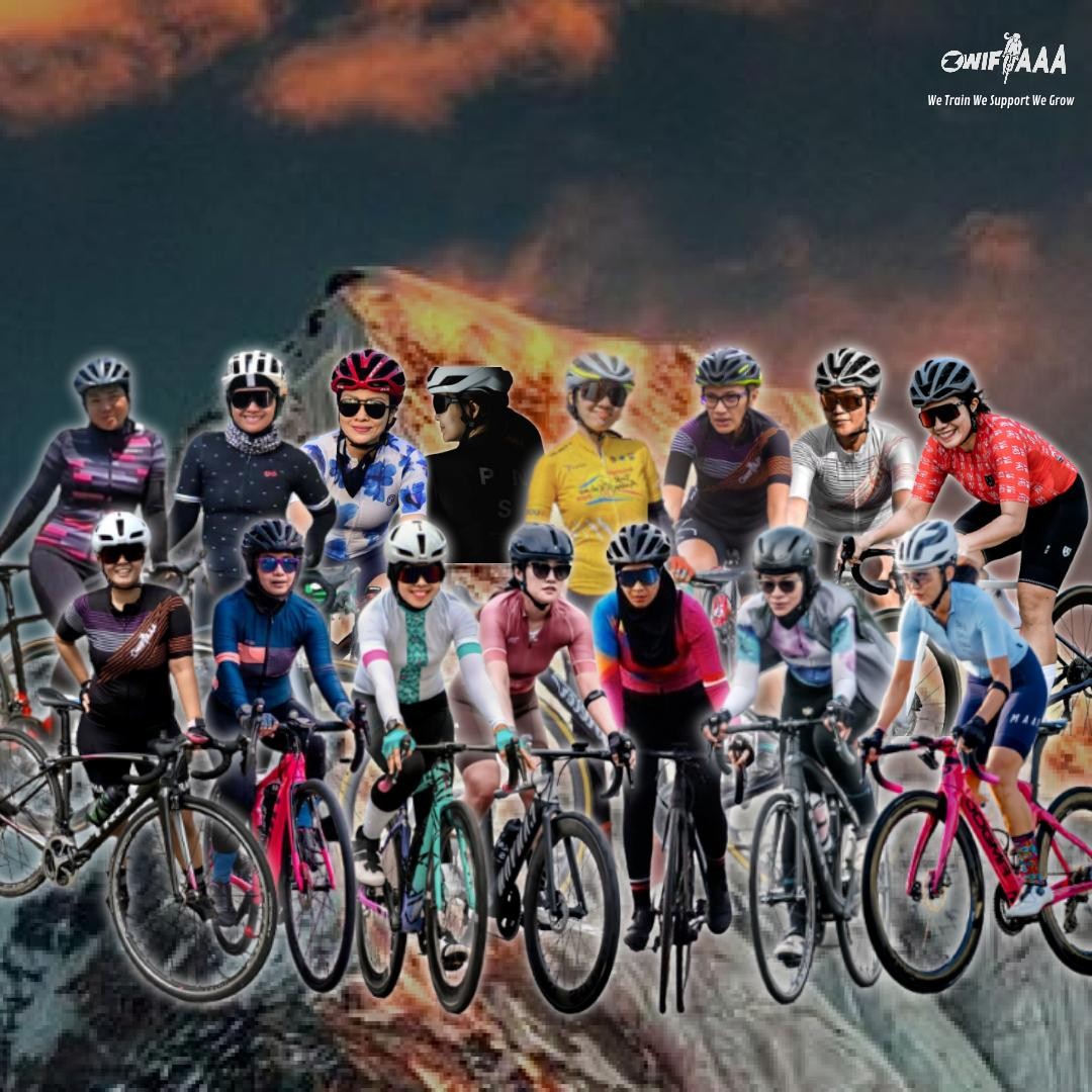 Total 21 cyclist perempuan yang tergabung dalam ZWIFTAAA merayakan ulang tahun pertama dengan menanjak setinggi 8.848 meter.