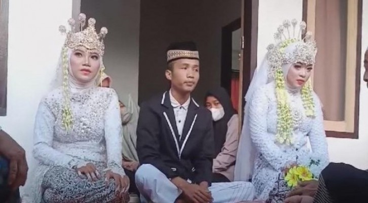 Qori Akbar, duda asal Lombok menikahi pacar dan mantan pacarnya sekaligus, Nur Khusnul Khotimah dan Yuanita Ruri. (Foto: Facebook)