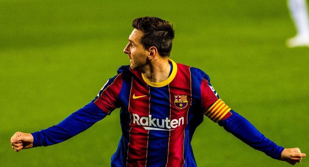 Lionel Messi saat melakukan selebrasi usai mencetak gol untuk Barcelona. (Foto: Twitter/@FCBarcelona)