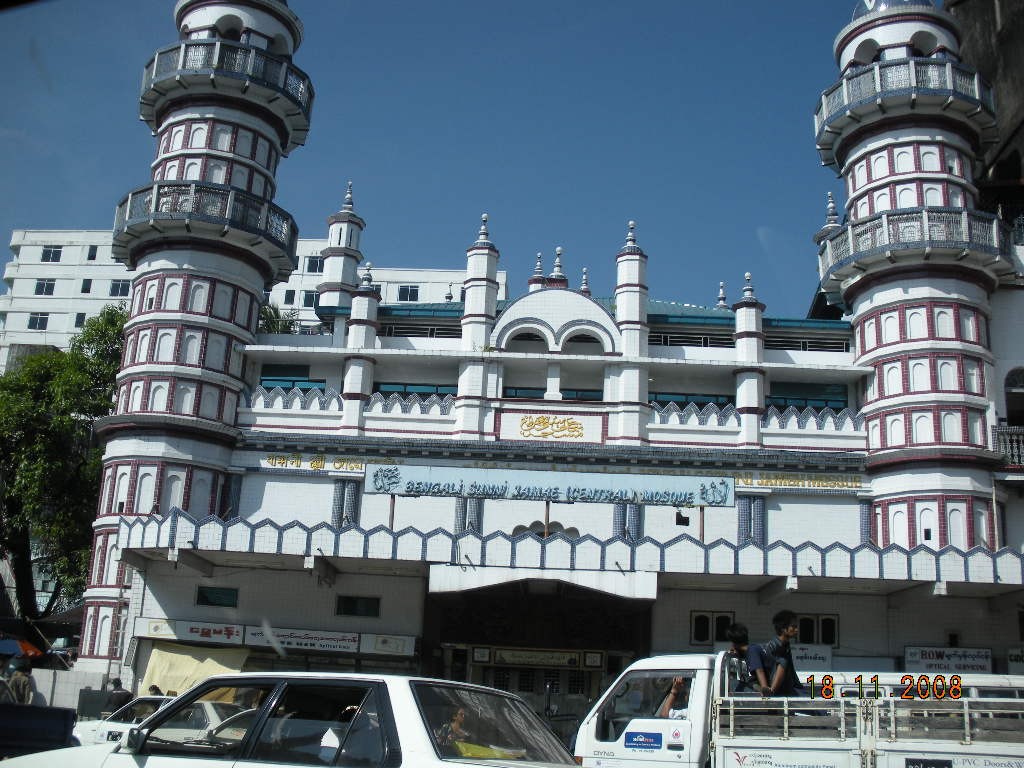 Masjid Bengali Sunni Jameh di Yangon, Myanmar. (Foto: Istimewa)