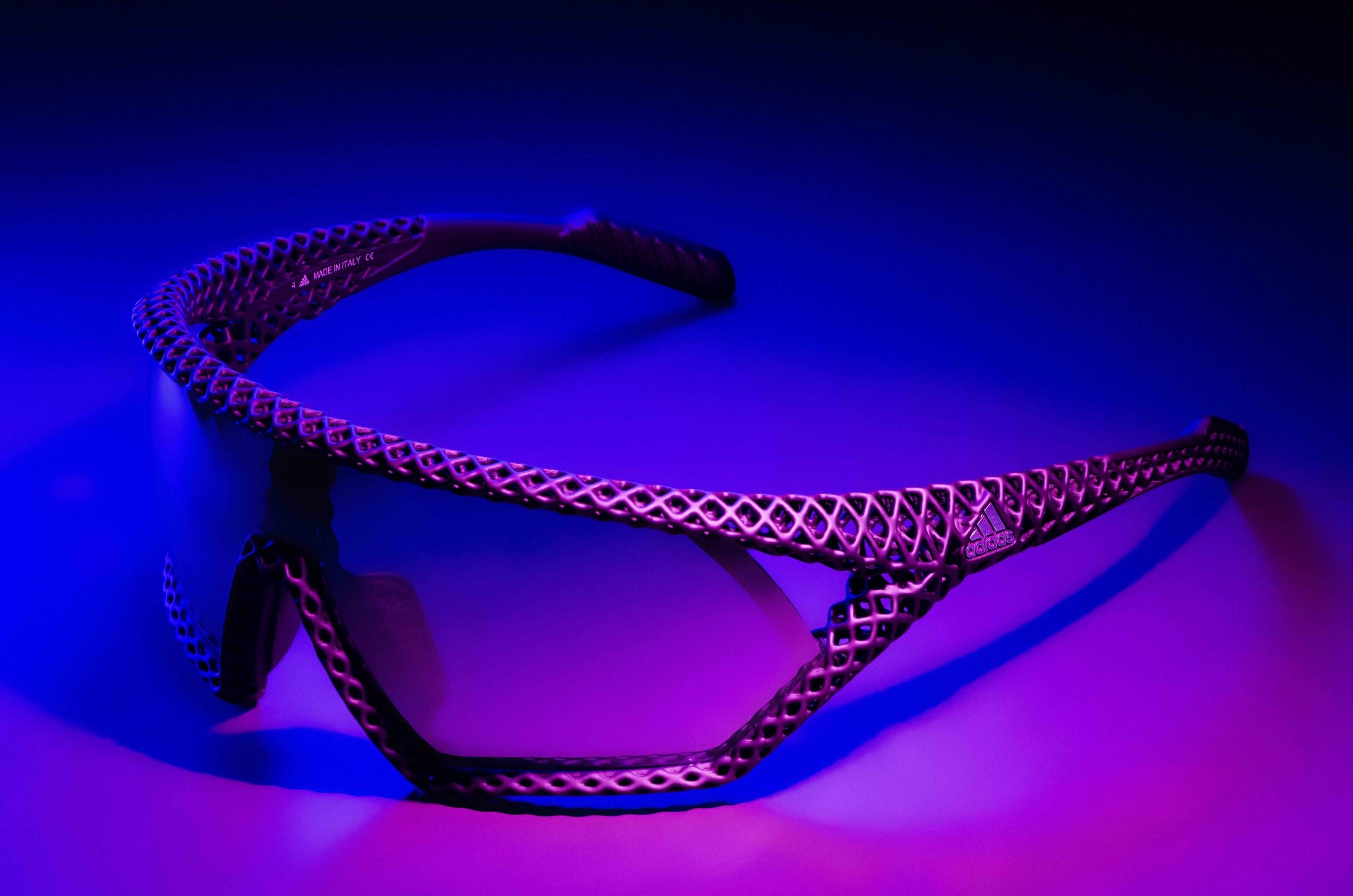 Kacamata Adidas 3D CMPT hanya berbobot 20 gram. (Foto: Istimewa)