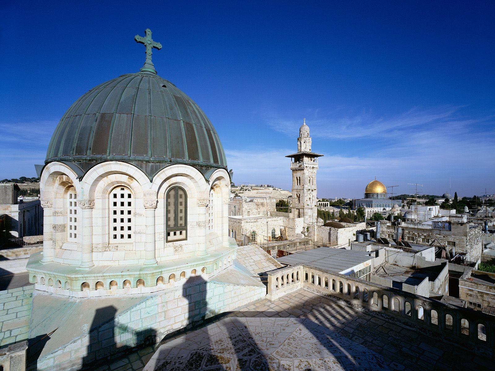 Kota Tua Yerusalem, tiga agama samawi: Islam, Kristen dan Yahudi. (Foto: travellers)