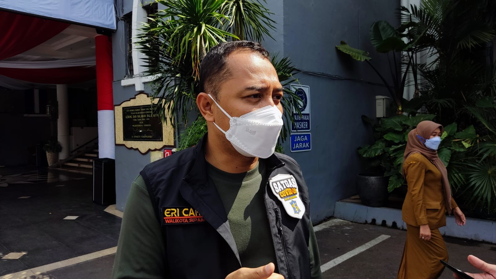 Walikota Surabaya, Eri Cahyadi saat ditemui di Balai Kota, Surabaya, Selasa 3 Agustus 2021. (Foto: Fariz Yarbo/Ngopibareng.id)
