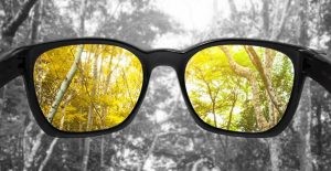 Ilustrasi kacamata khusus untuk bantu penderita buta warna. (Foto: istimewa)