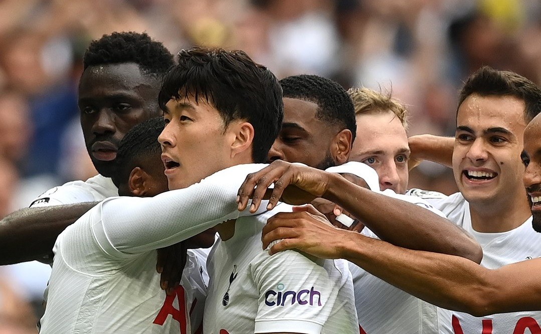 Son Heung-Min mencetak gol ke gawang Man City saat Tottenham menang 1-0 di laga pekan perdana Premier League 2021-2022