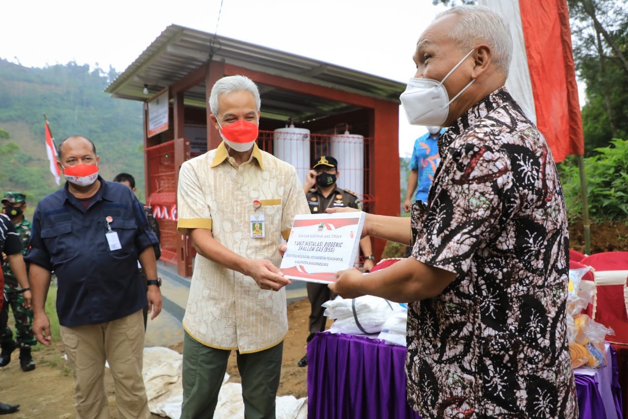 Gubernur Jawa Tengah Ganjar Pranowo meresmikan separator Biogenic Shallow Gas (BSG), Rabu 18 Agustus 2021. (Foto: Istimewa)
