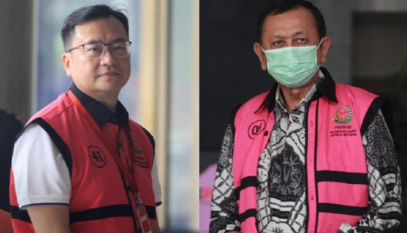 Dua koruptor Jiwasraya Benny Tjokrosaputro (kiri) dan Heru Hidayat. (Foto: Istimewa)