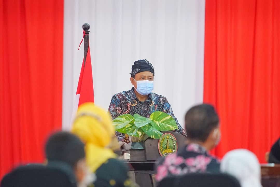 Walikota Pasuruan, Saifullah Yusuf atau Gus Ipul saat memberikan sambutan di acara penyerahan hadiah kepada pemenang lomba Social Media Tradisional Dance secara virtual kepada pelajar di Kota Pasuruan. (Foto: Istimewa)