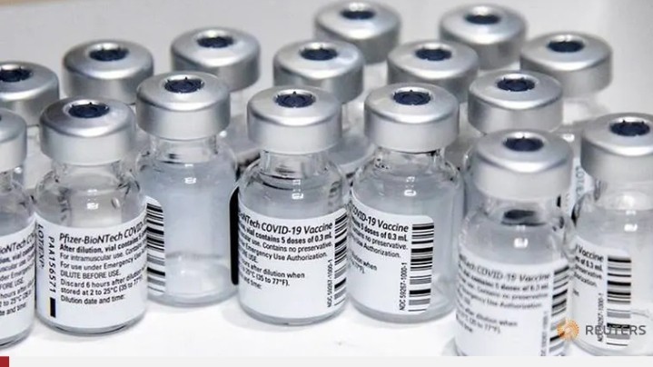 Ilustrasi booster vaksin atau vaksin dosis ketiga yang dipersiapkan untuk tenaga medis. (Foto: Istimewa)