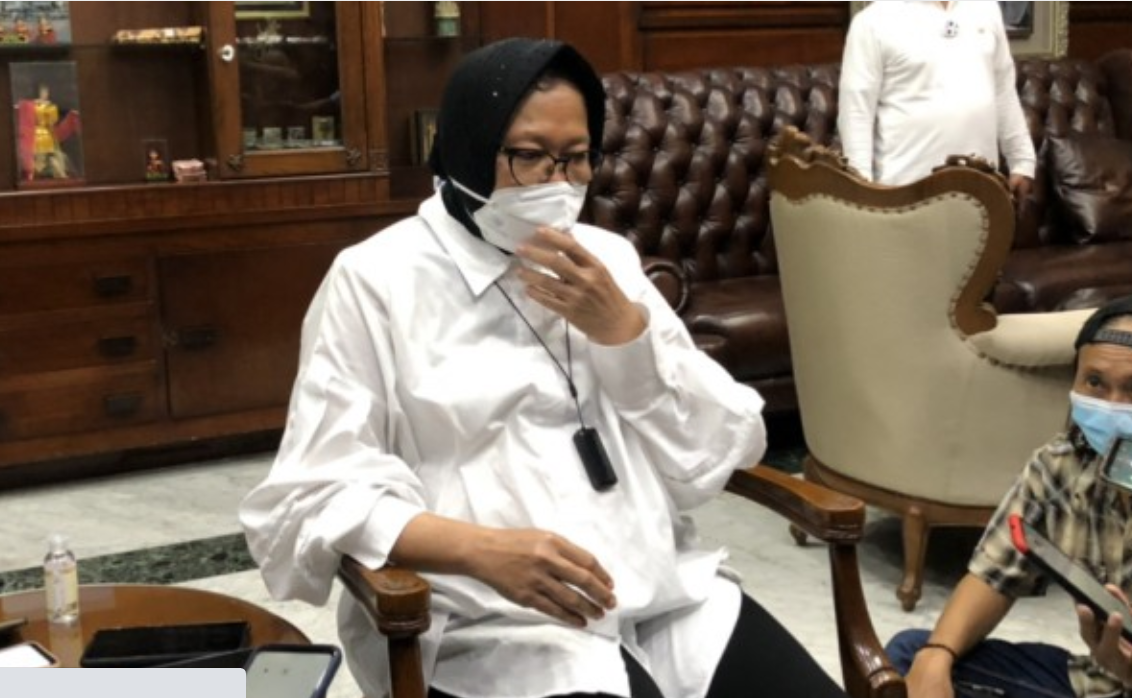 Menteri Sosial Tri Rismaharini menegur pihak bank di Jember dan Riau, atas ribuan bansos PKH yang belum didistribusikan. (Foto: Ist)
