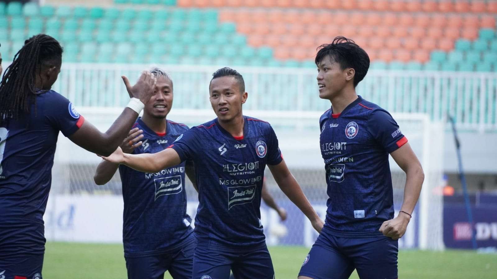 Pemain Arema FC, Dendi Santoso usai mencetak gol penyeimbang kontra Bhayangkara FC (Foto: Media Officer Arema FC)