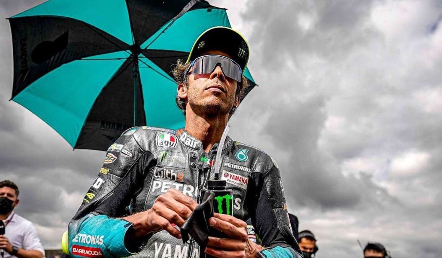 Pemilik tim Sky VR46 sekaligus legenda hidup MotoGP Valentino Rossi. (Foto: Twitter/@ValeYellow46)