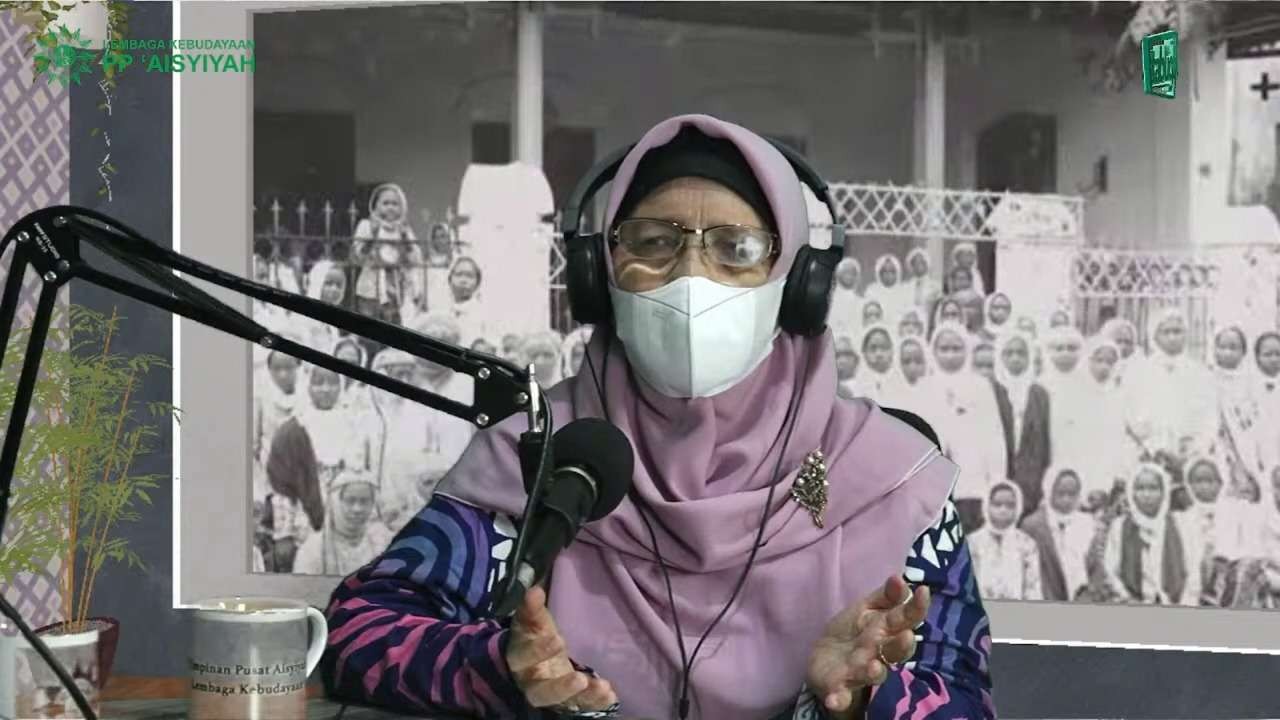 Ketua Lembaga Kebudayaan PP ‘Aisyiyah, Mahsunah Syakir