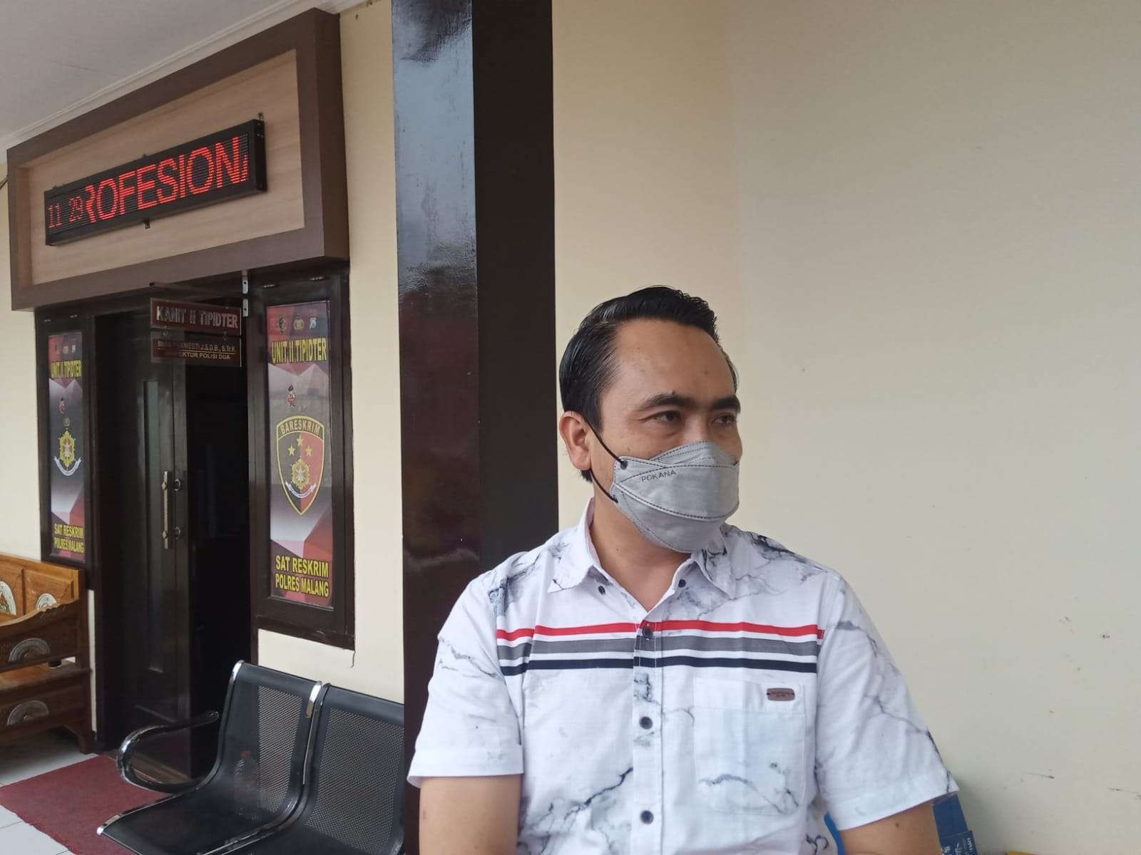 Kabag Umum Kota Malang, Arif Tri Sistiawan usai diperiksa oleh penyidik Polres Malang (Foto: Lalu Theo/ngopibareng.id)