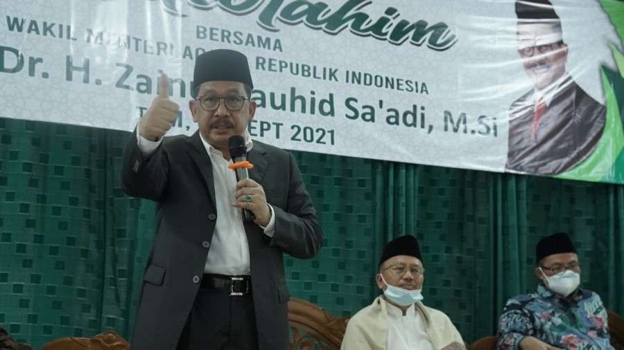 Wakil Menteri Agama Zainut Tauhid Sa'adi saat mengunjungi Ponpes Al Amin, Tasikmalaya, Jawa Barat. (Foto: Kemenag)