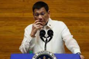 Presiden Filipina Rodrigo Duterte mengumumkan untuk segera pensiun dari karir politiknya, setelah masa jabatannya sebagai presiden berakhir. (Foto. voa)