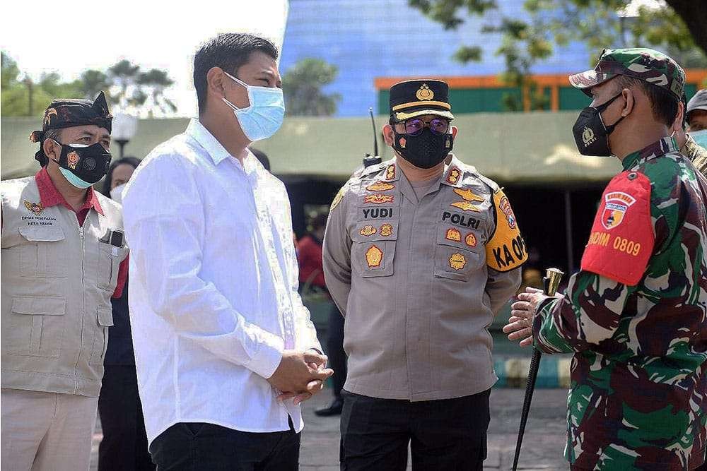 HUT ke-76 TNI, Walikota Kediri apresiasi TNI tangani Covid-19. (Foto: Istimewa)